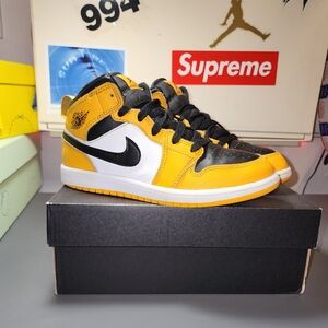 Jordan 1 mid ps "taxi" 2.5y